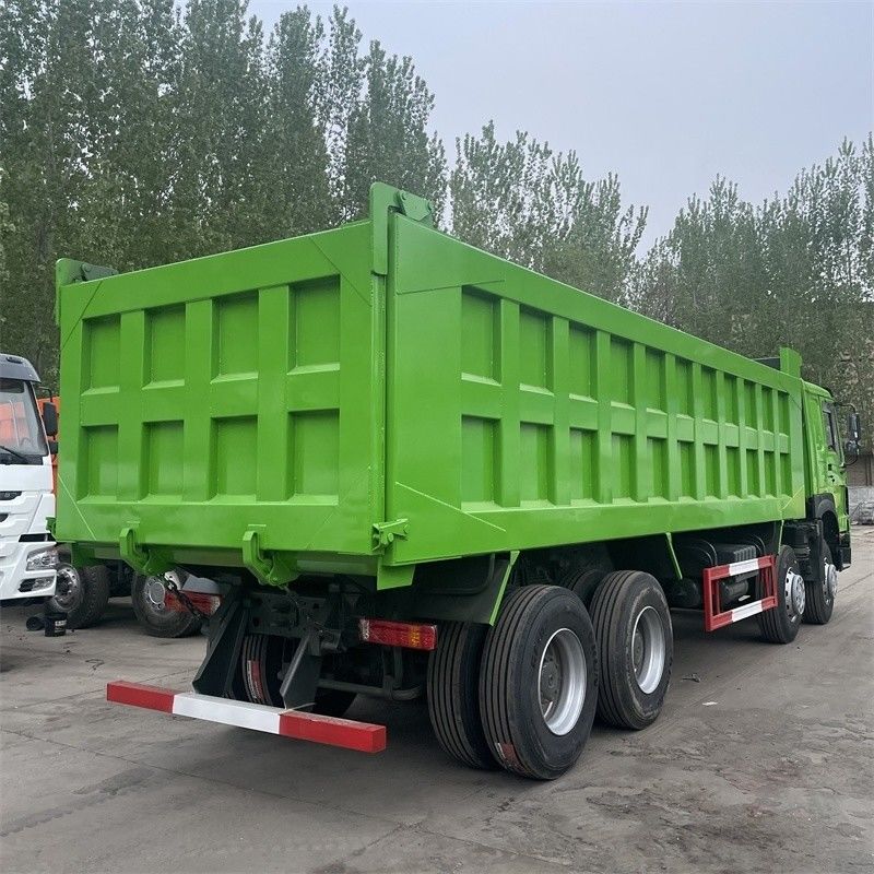 SINO ТРУК 12 колес 30 кубических метров HOWO 40 тонн 8x4 Подержанный грузовик с откидкой с производительностью