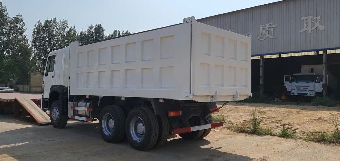 Размер грузового бака 6800*2350*1500 375 л.с.