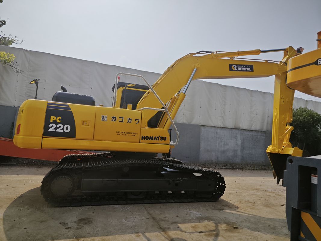 40 тонн Komatsu PC 200 экскаватор Использованный оригинальный экскаватор с диаметром цилиндра 125x150 мм