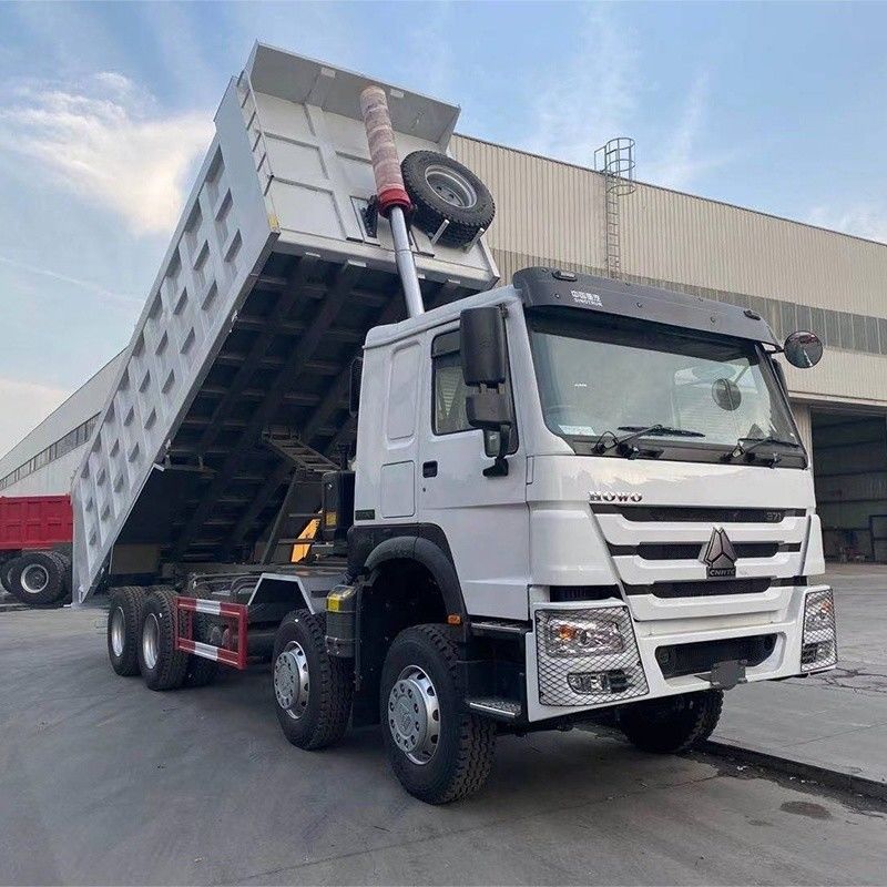 Мощный 2023 HOWO 371HP RHD 8X4 Dump Truck с стандартом выбросов Евро 3 12700 GVW