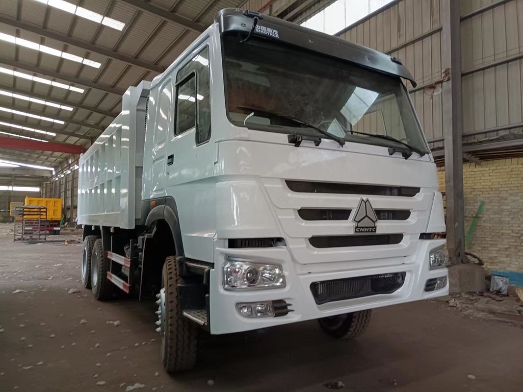 Подержанный Sinotruk Howo 6*4 с двигателем WEICHAI и хорошими габаритами грузового бака