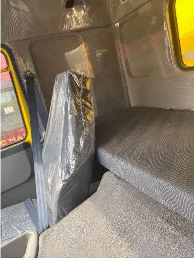 Автомобиль для перевозки грузов с откидкой 371 л.с.