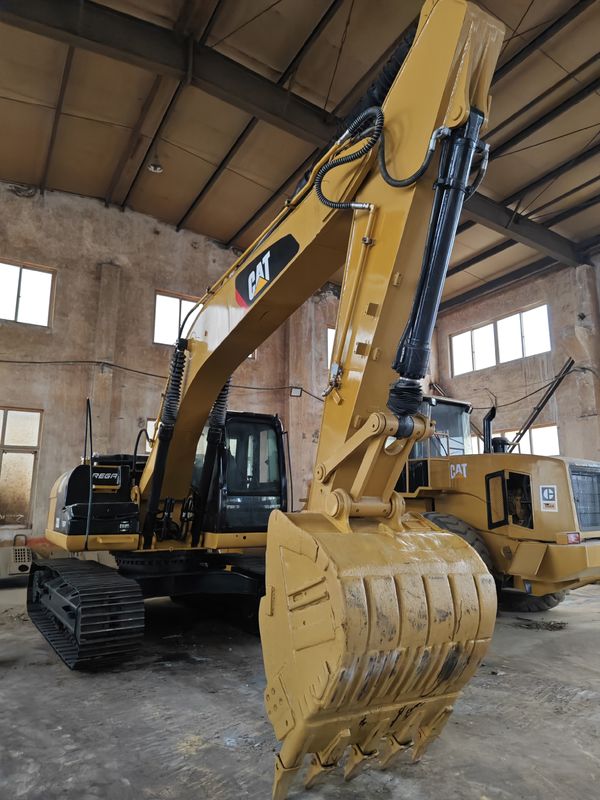 Подержанный экскаватор CAT 320d с простым обслуживанием и высокой производительностью по доступной цене