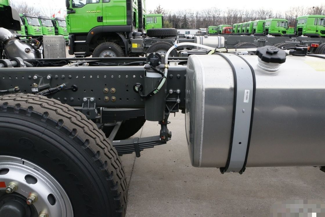 Sinotuck HOWO Подержанный 350 л.с. 8х4 дизельный YCUMMINS WEICHAI 12 колесный свертывающий грузовик для продажи