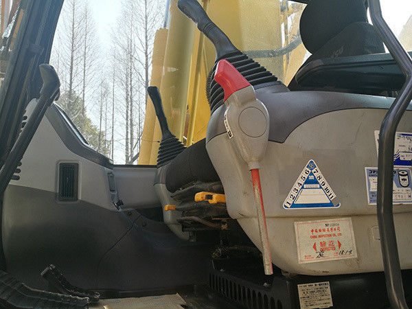 Кувшин 0.9CBM Komatsu Использованный экскаватор PC 200 Thumb Тяжелое оборудование для тяжелой работы