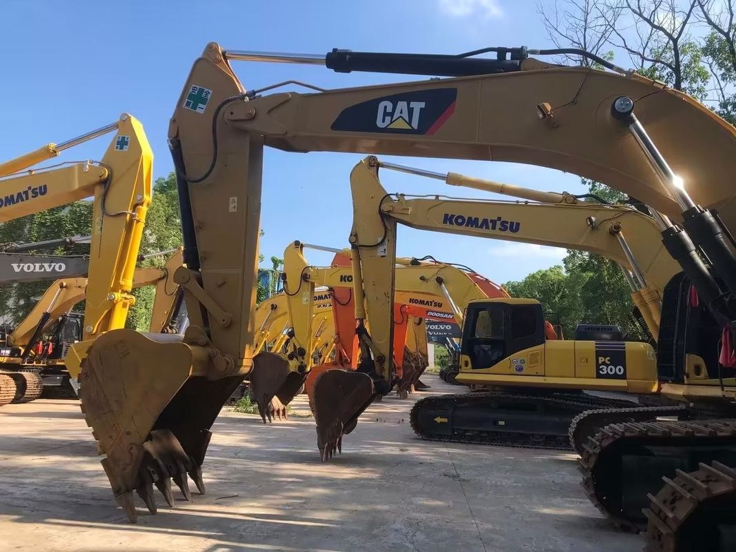CAT 336D экскаватор с гидравлическим клапаном Кавасаки и 4001-6000 рабочих часов в Шанхае