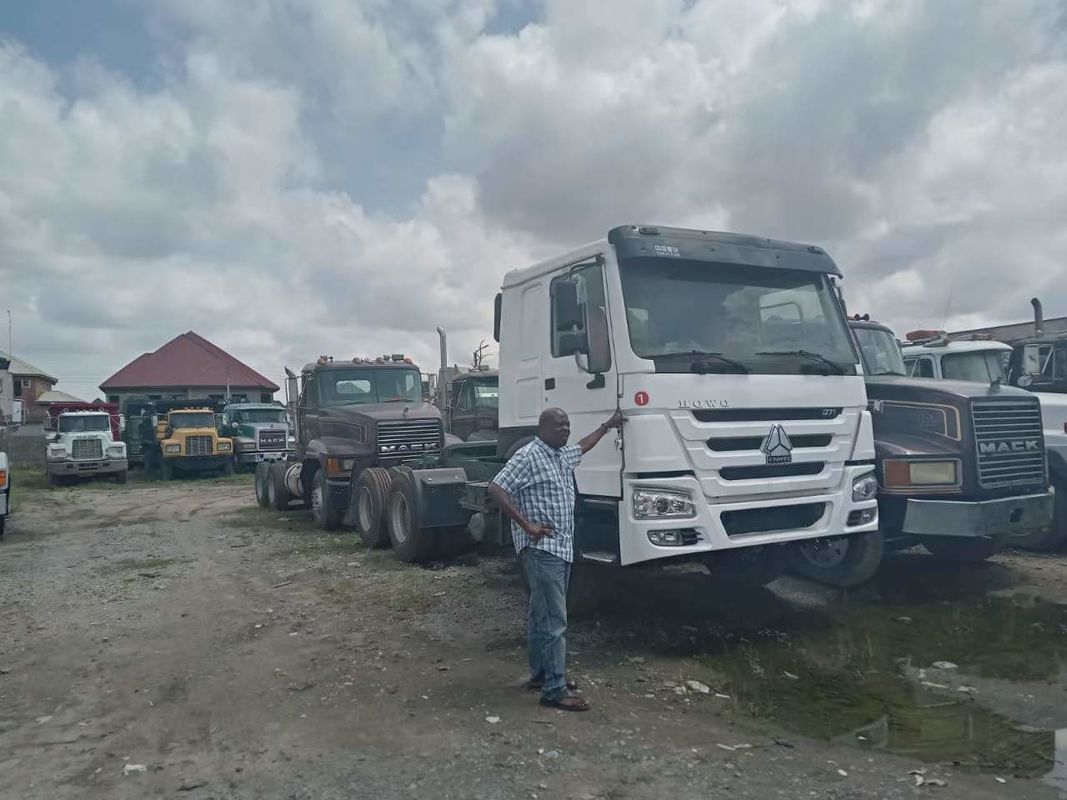 Sinotruk 6*4 Howo Dump Truck 375hp 6x4 Подержанный грузовик с наклоном