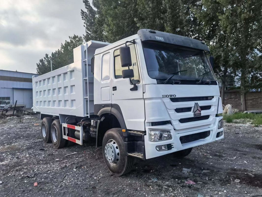 Высокоремонтированный стандарт HOWO76 кабины 25000kg грузовой самосвалы 6 * 4 для производительности