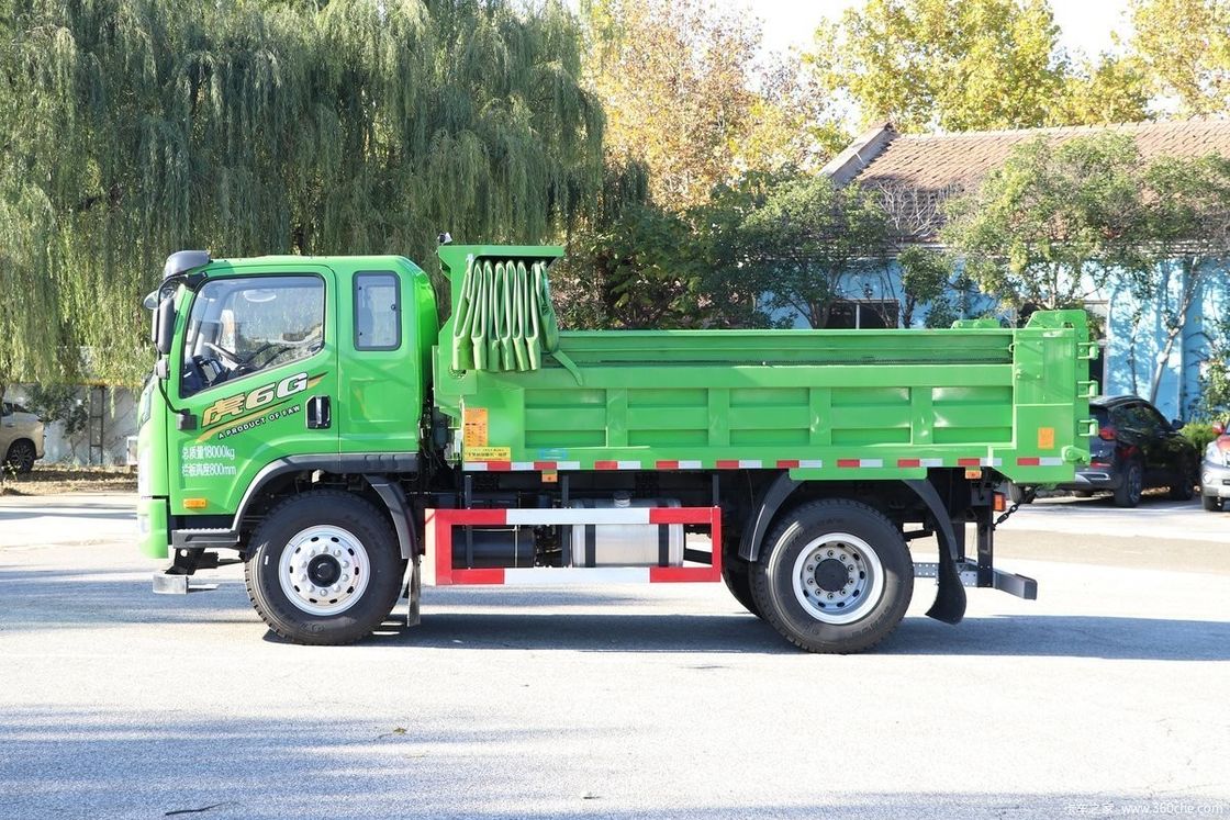 200 л.с. FAW 4x2 с подкатывающим двигателем с ручной трансмиссией и высокомощным топливным баком