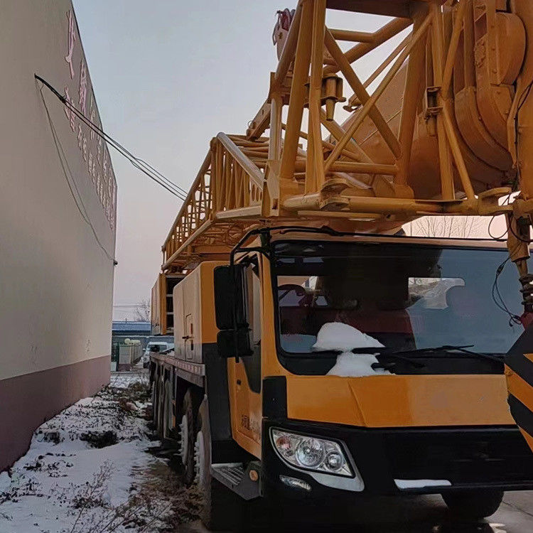 100 тонн QY100K Использованный грузовой кран Zoomlion с телескопическим прямой бум краном типа