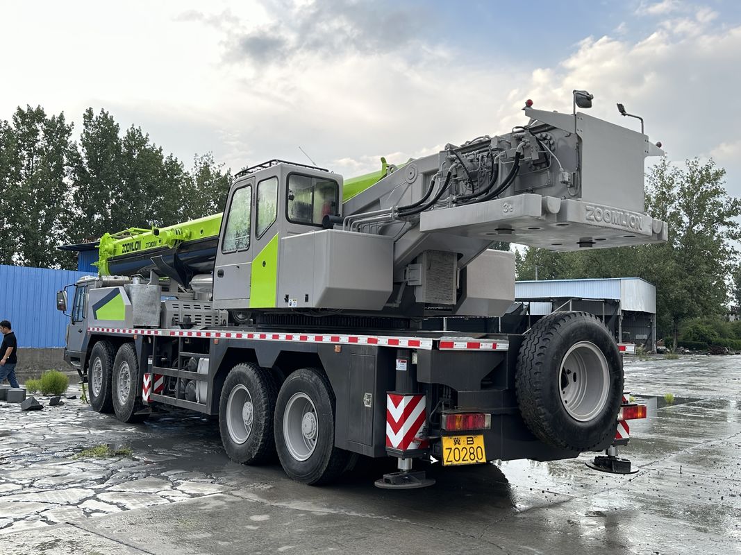 Здание в хорошем состоянии 80 тонн грузовик кран Zoomlion использованный кран Макс. Высота подъема другие