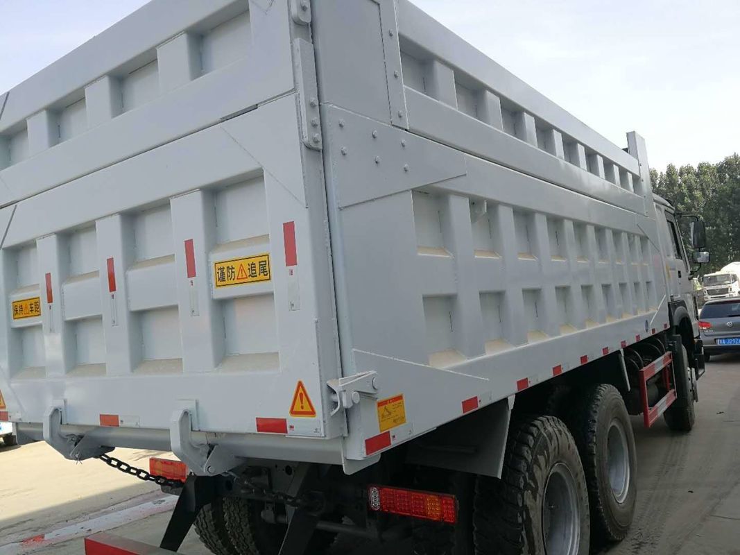Нормальное сиденье водителя тяжелый грузовик Sino Sinotruk Howo 371hp 6x4 8x4 Tipper использованные грузовики