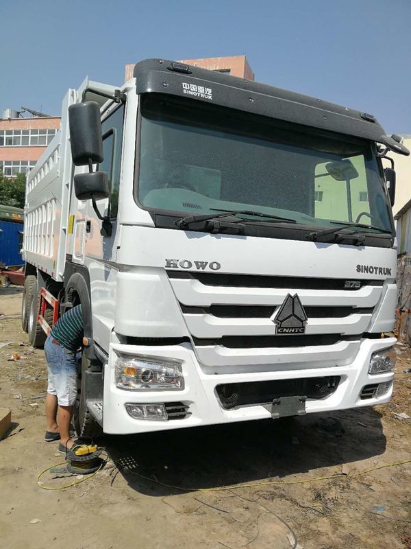 Нормальное сиденье водителя тяжелый грузовик Sino Sinotruk Howo 371hp 6x4 8x4 Tipper использованные грузовики