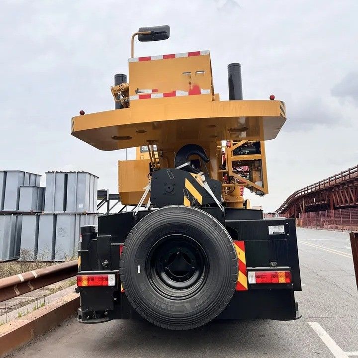 YCK09 Двигатель STC800E-1 Мобильный гидравлический грузовик для грузовиков 25-50 тонн 14990*2800*3940 мм