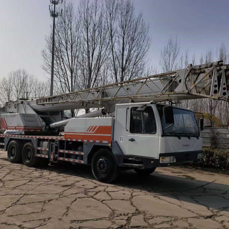39м QY25V Использованный грузовик Zoomlion грузовик весом 25 тонн с максимальным номинальным подъемным крутящим моментом 980KN.m