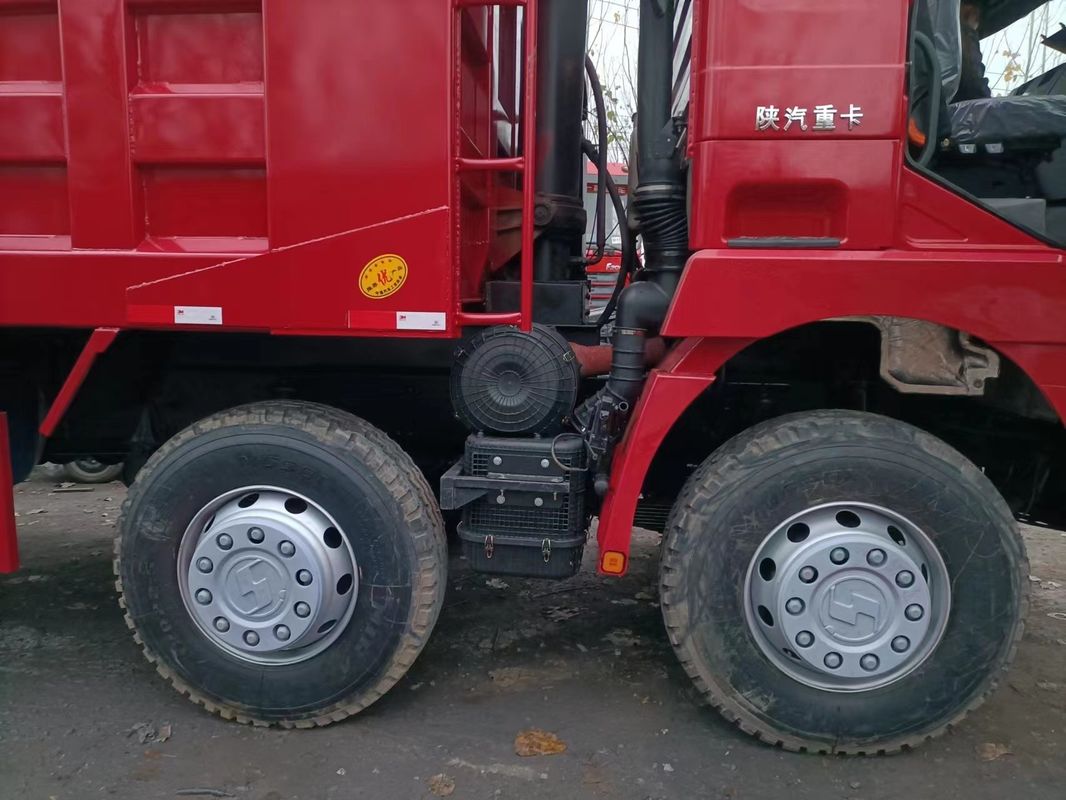 Shacman F3000 8x4 грузовик с баком груза Размеры 7600 X 2300 X 1500 мм