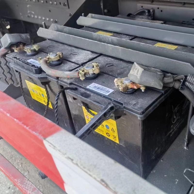 400-500L емкость топливного бака HOWO 8x4 371hp Дамп-Теппер с воздушной подвеской