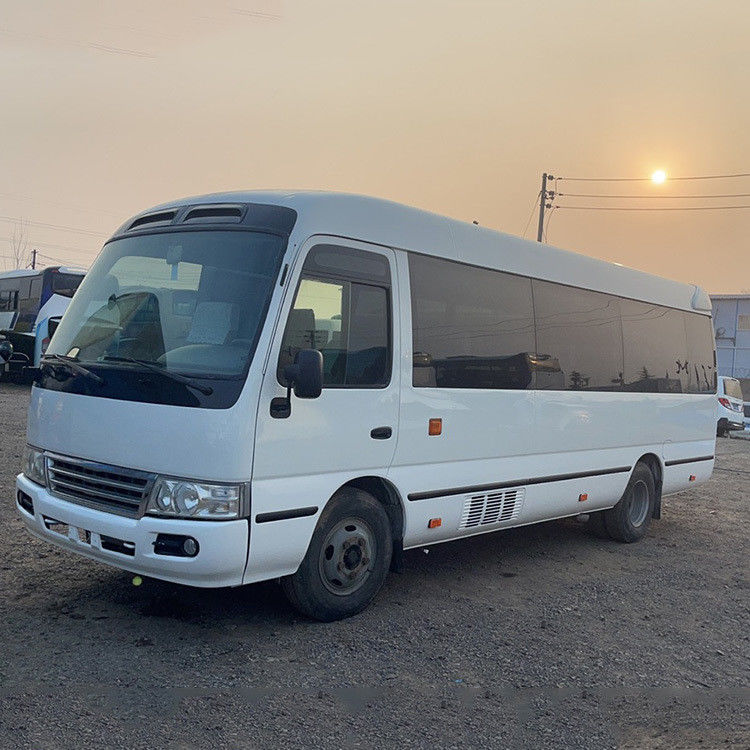 Цветовой дизайн дизельного 30-местного автобуса Toyota для общественного транспорта