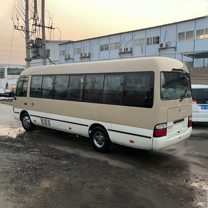 30 мест Подержанный дизельный мини-автобус Евро 2 Стандарт выбросов 6 8L Моторная вместимость