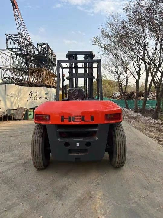 10 тонн дизельного 4x4 вилочного погрузчика cpcd100 3м 4,5м 6м для мастерских по ремонту машин