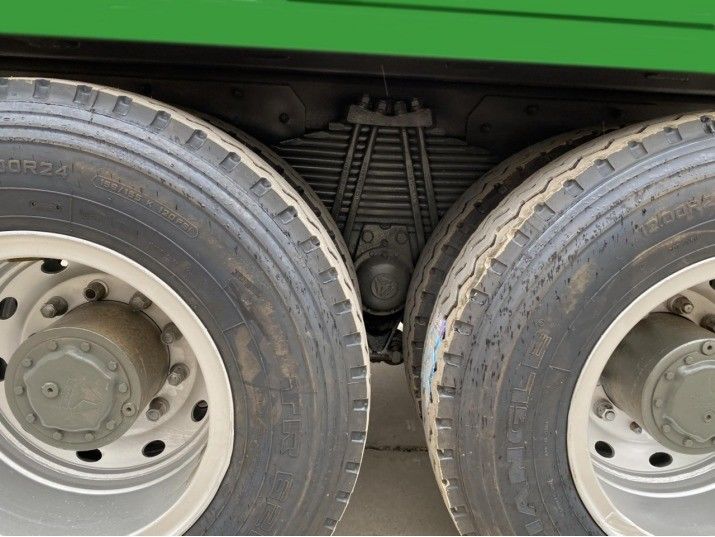 Подержанный мусоровоз 371 л.с. 35 т. 8*4 грузовик с наклоном для тяжелого строительства SINOTRUK шасси