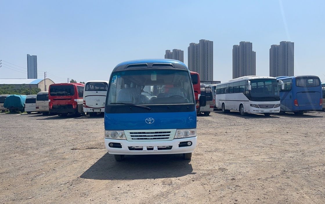 7005*2040*2785 мм Удобный стиль Подержанный Toyota Coaster 30-местный автобус с дизельным двигателем