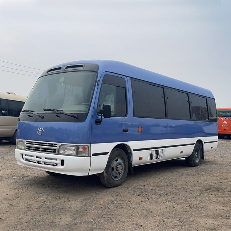 Запрос клиента Покупайте подержанный автобус Toyota с 30 местами и левым рулем