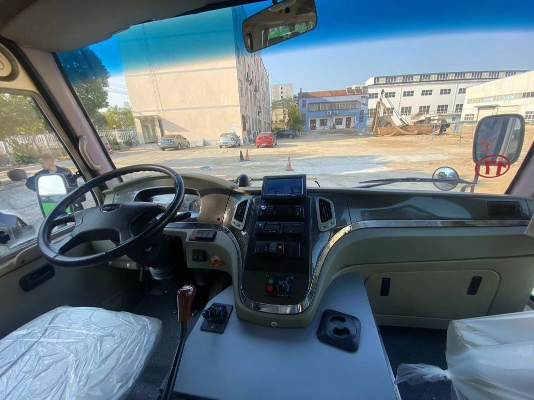 30 мест 4*2 Toyota Coaster Bus G.V.W 7400kg Используется для перевозки пассажиров