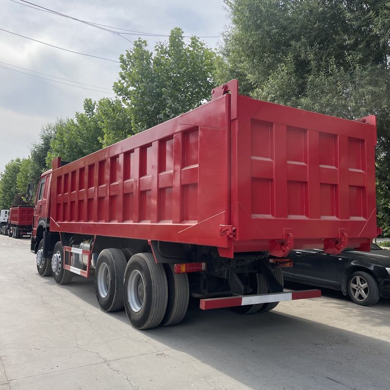 Максимальный крутящий момент 1500-2000Nm SINO ТРУК используется HOWO 8*4 Тяжелый грузовик с откидкой