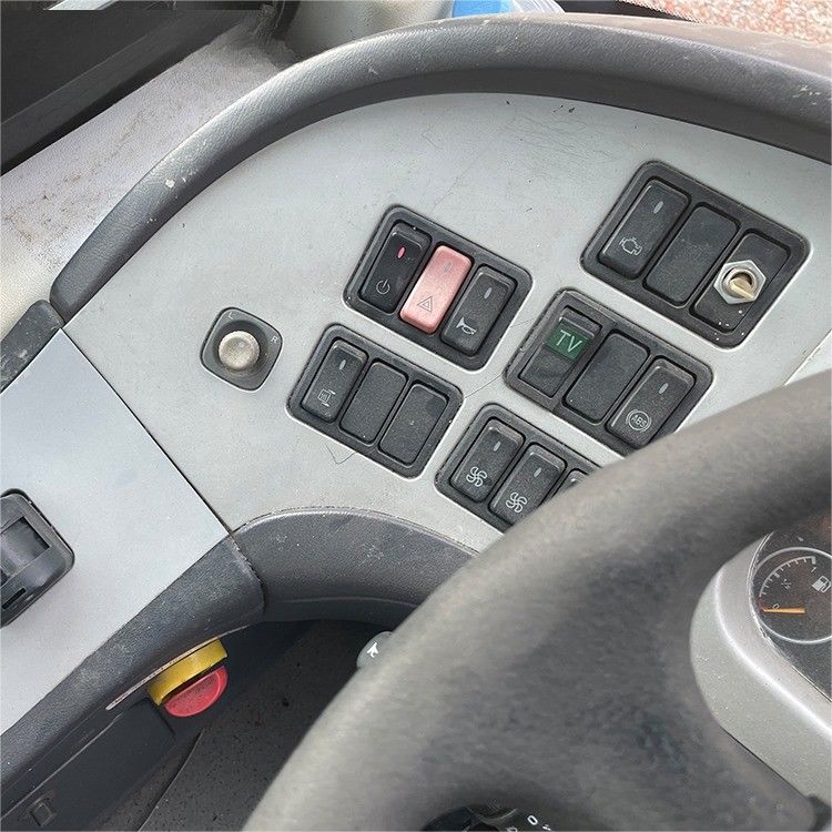 1100N.m Моторный момент 60 мест Туристический автобус RHD LHD Автобус Евро 3 Стандарт выбросов
