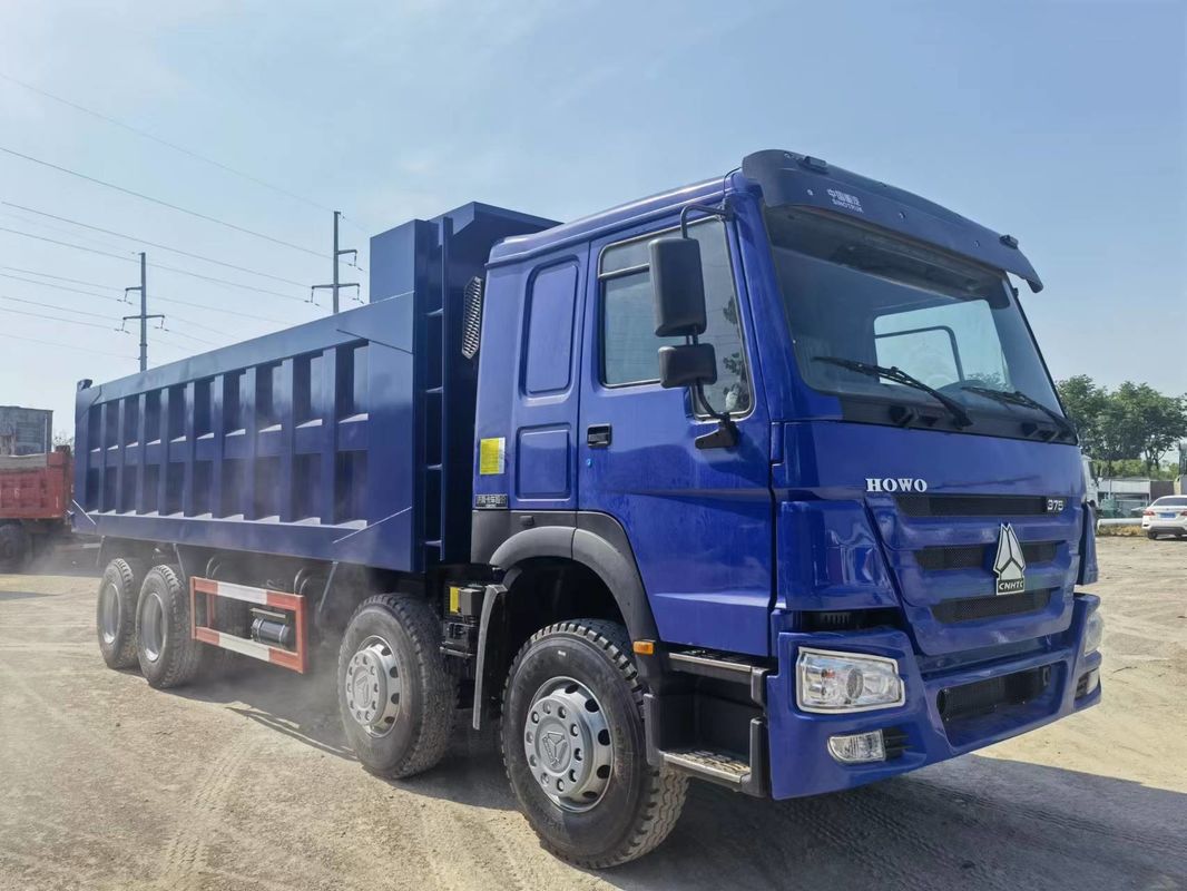 16 колесный HOWO 8X4 Тяжелый грузовик с откидной машиной с топливным баком вместимостью 300-400 л