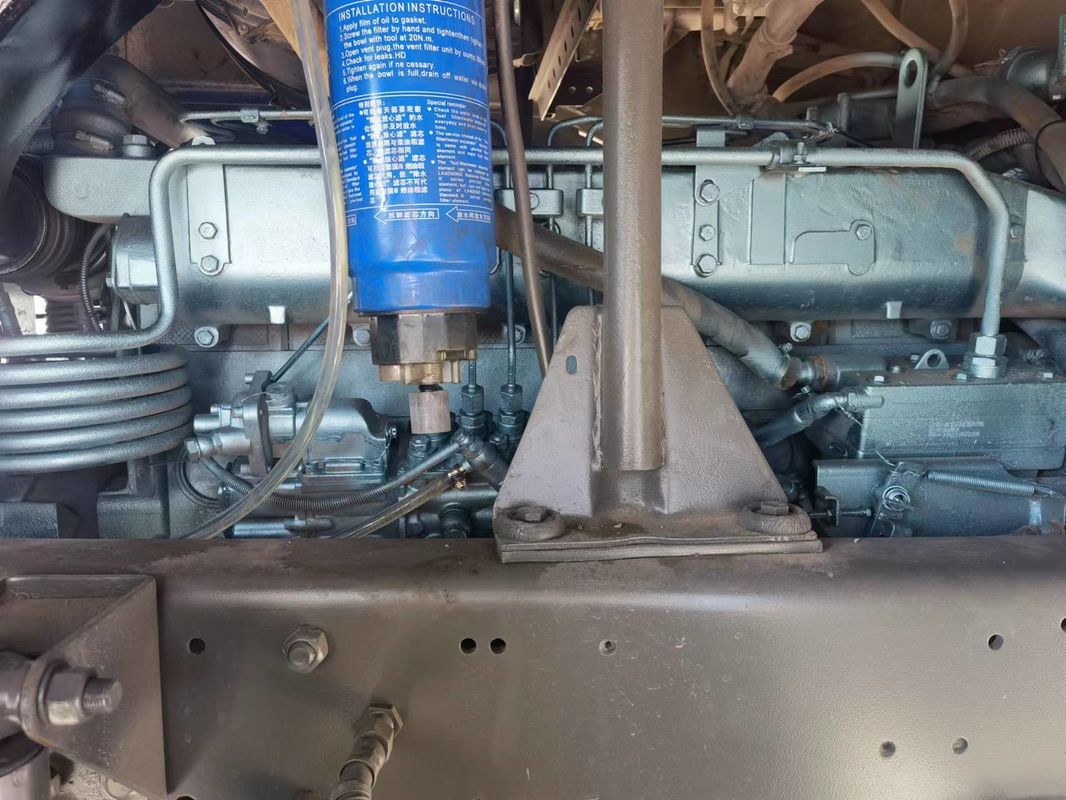 16 колесный HOWO 8X4 Тяжелый грузовик с откидной машиной с топливным баком вместимостью 300-400 л