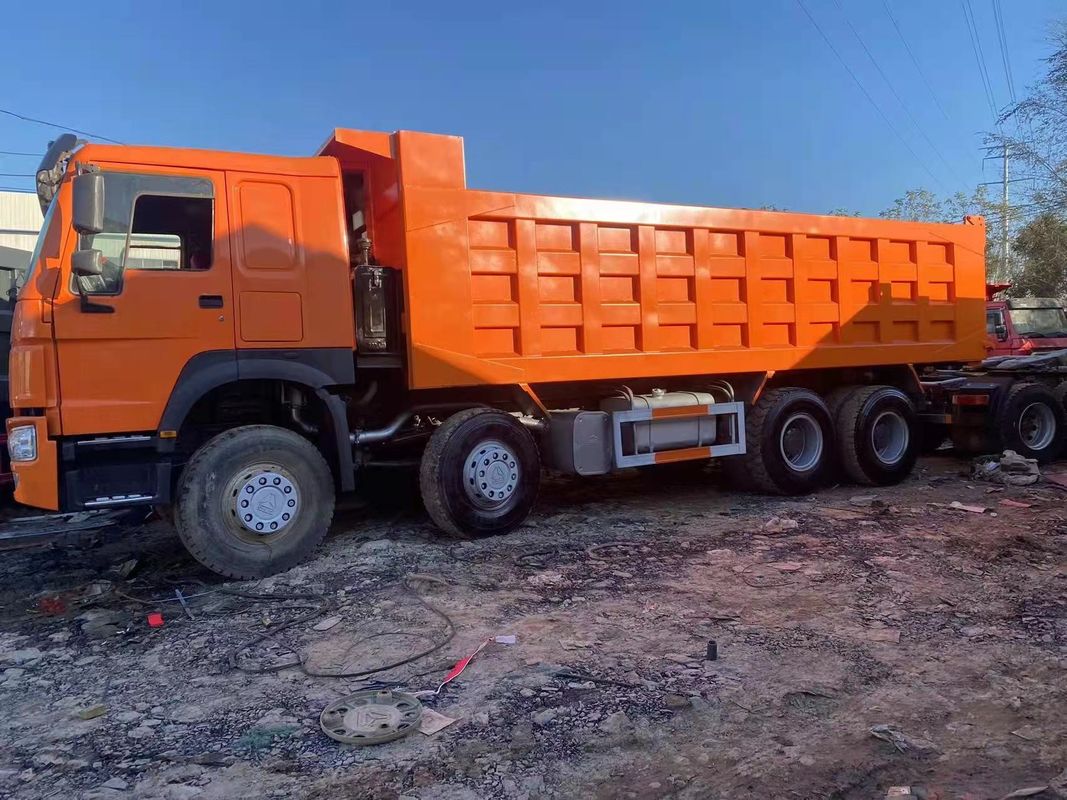 16 Номер шины LHD SINO Использованный грузовик HOWO 8X4 Тяжелый грузовик с переключателем с коробкой передач HW