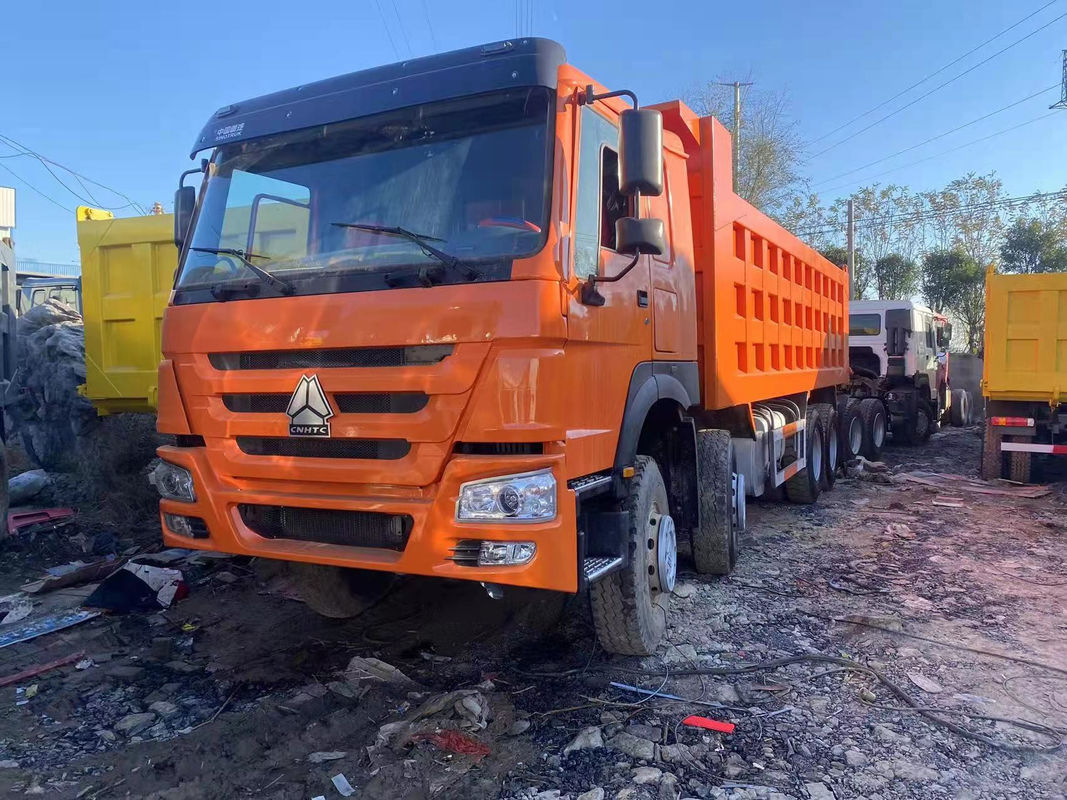 16 Номер шины LHD SINO Использованный грузовик HOWO 8X4 Тяжелый грузовик с переключателем с коробкой передач HW