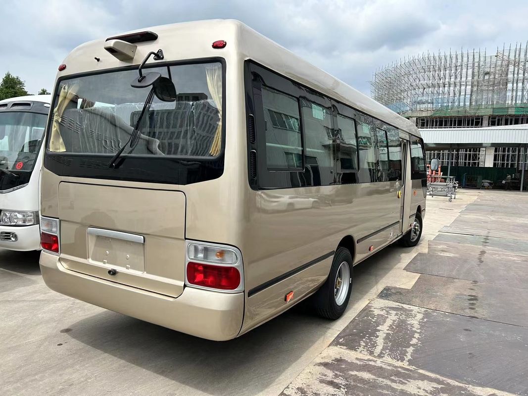 Максимальная скорость 100 км/ч Подержанный автобус Toyota Coaster 23-31 сиденья топливо бензин бензиновый двигатель