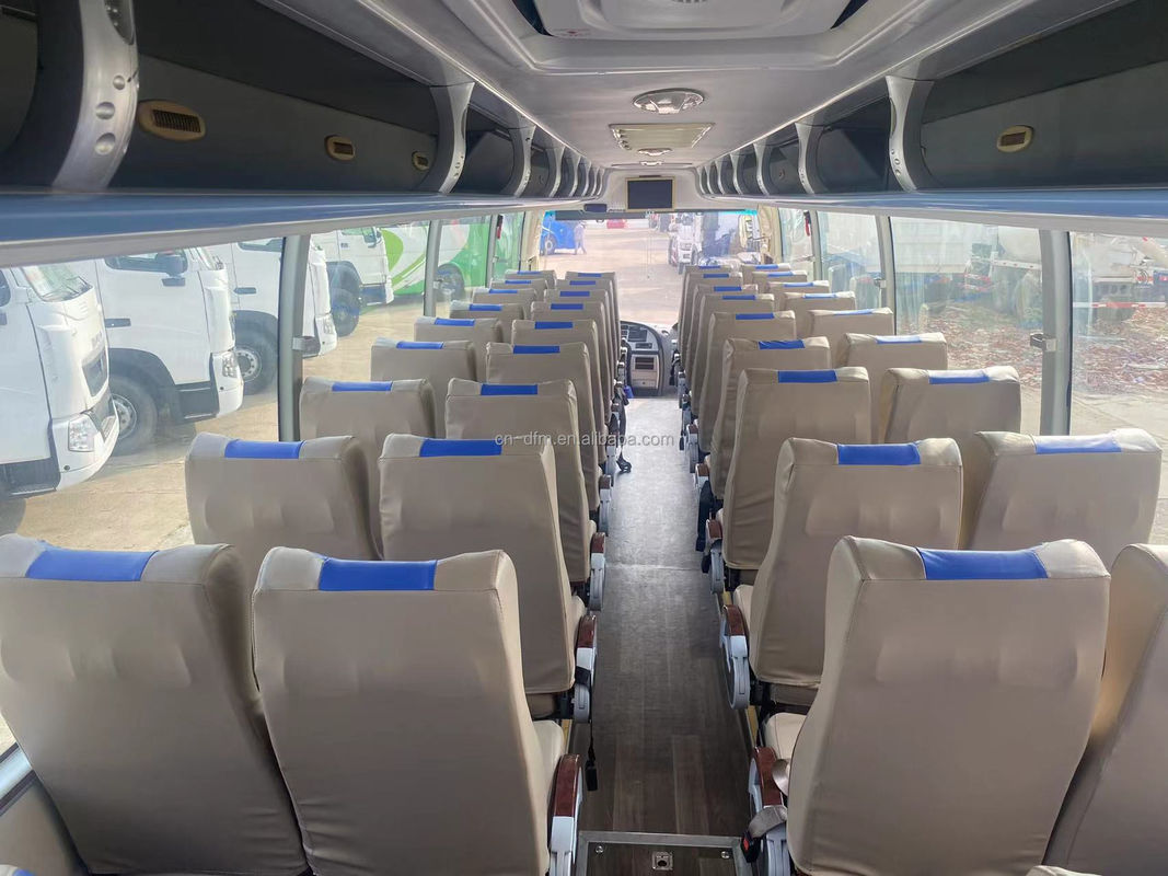 Автобус Ютунга с 50-65 местами - идеальное сочетание комфорта и безопасности