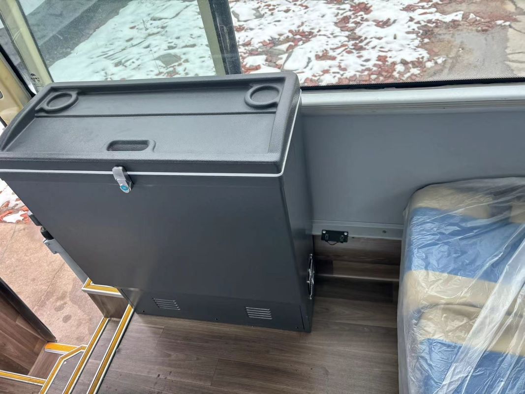 Подержанный городской транспортный автобус подержанный автобус автобусы 20-70 мест с вместимостью двигателя 8L