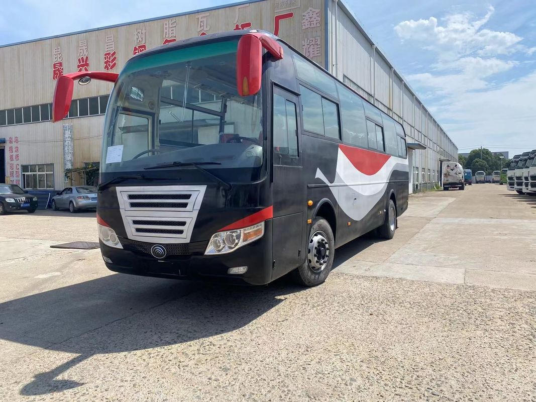 Подержанный Youtong Bus 65 мест 12м Дизельный автобус с праворульным приводом и вспомогательным рулевым управлением
