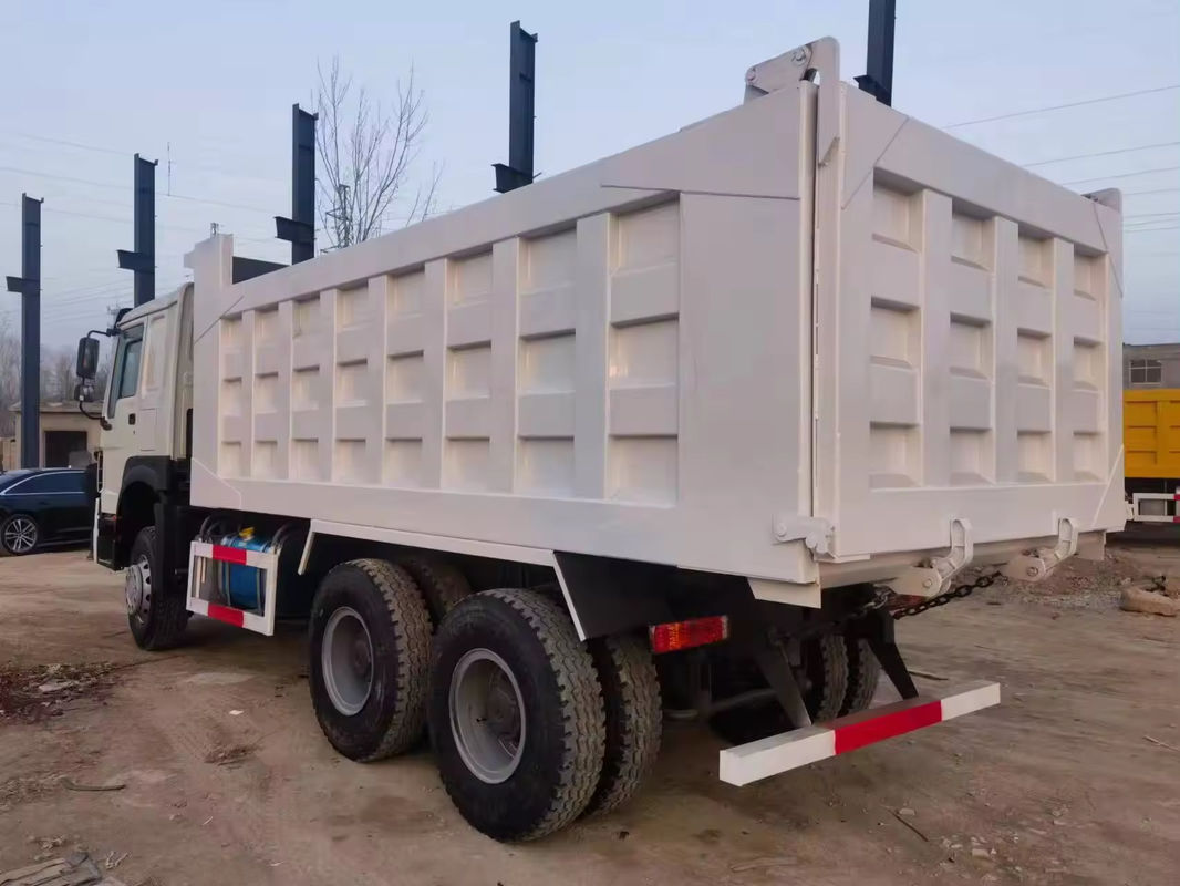 Howo 6x4 Дамп-грузовик Использованные грузовики с наклоном Ручная трансмиссия Тип ручной 2012 год