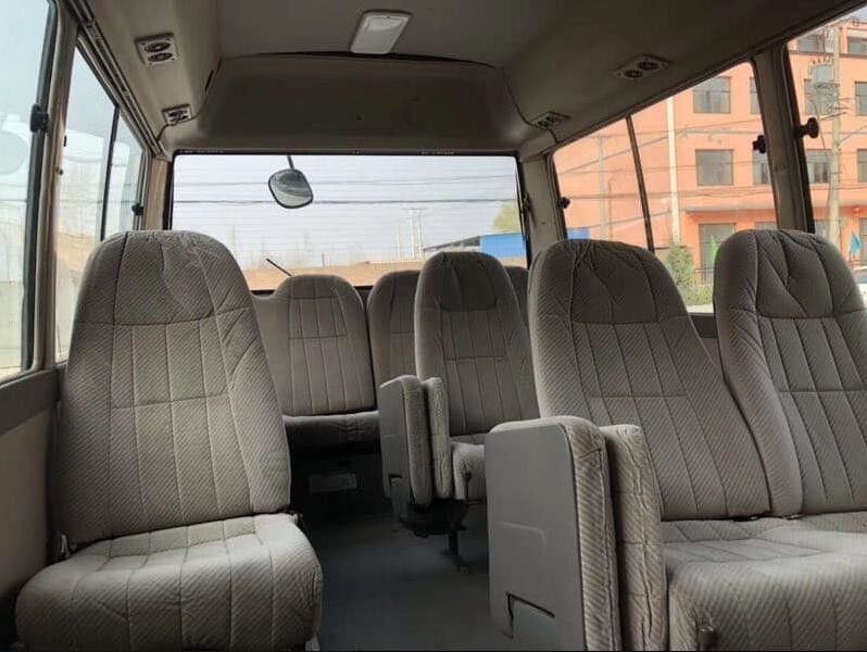 G.V.W Kg 5900 Автобус Toyota Coaster с 30 местами для пассажирского транспорта