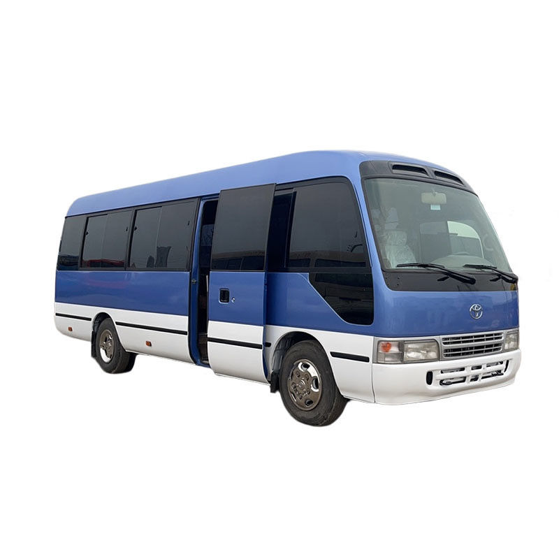 Автобус Toyota Coaster с нормами выбросов Евро 3 и ручной трансмиссией