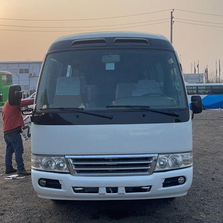 Подержанный автобус Toyota Coaster LHD 30 мест 7005*2040*2785 мм по требованию клиента