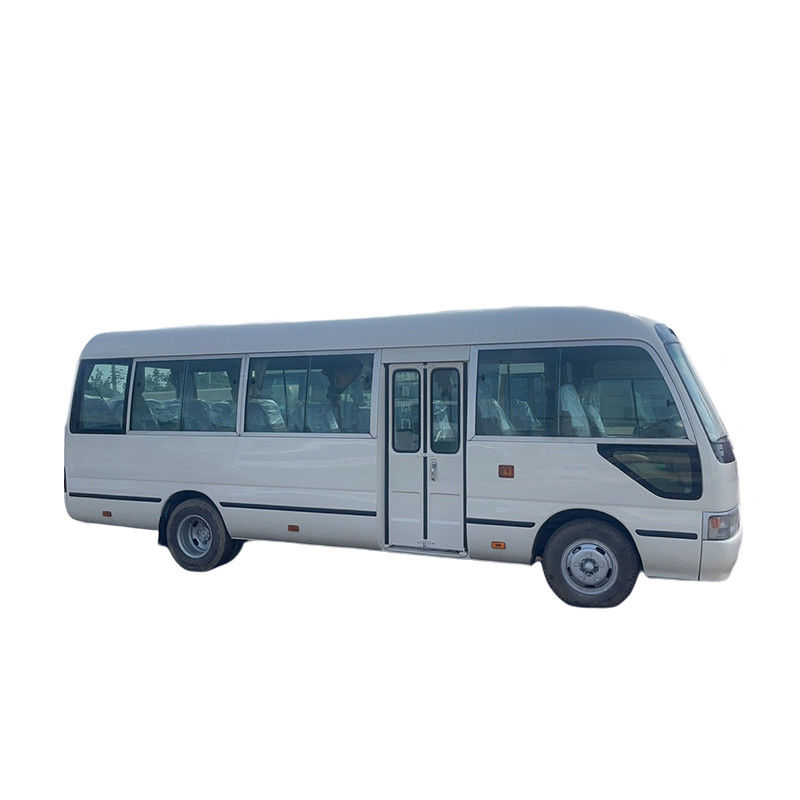 Подержанный автобус Toyota Coaster с 30 местами и стандартом выбросов EURO 3 в хорошем состоянии