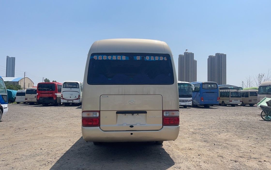 Toyota Coaster 19-29 сиденья Сдвижные окна и двери Автобус для плавного путешествия