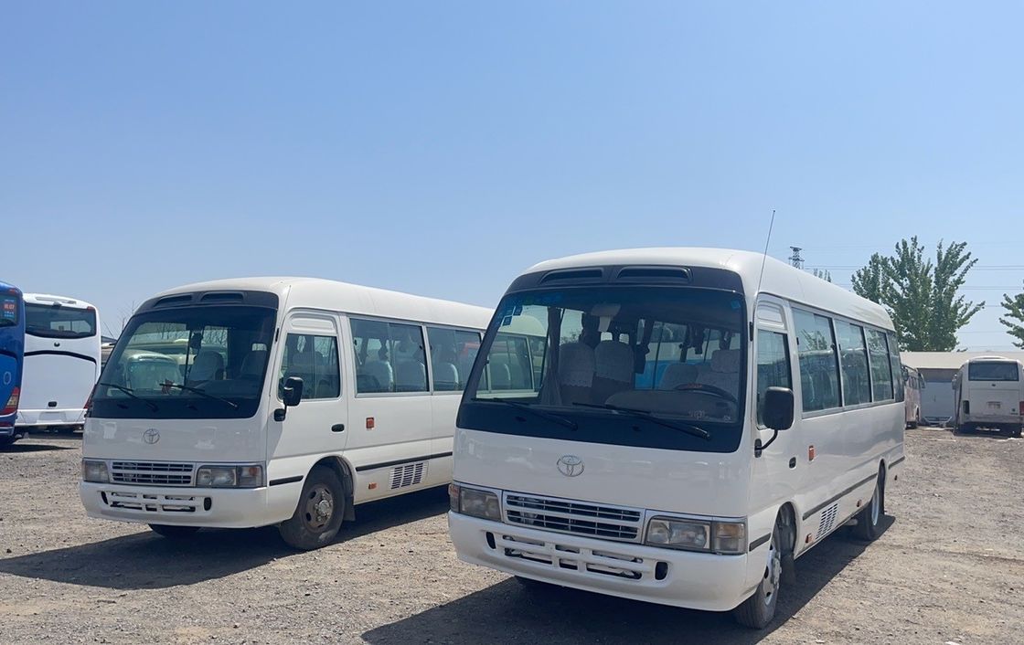 Максимальный крутящий момент 340Nm/rpm Реконструированный Toyota Coaster 19-29 мест Малый пассажирский автобус