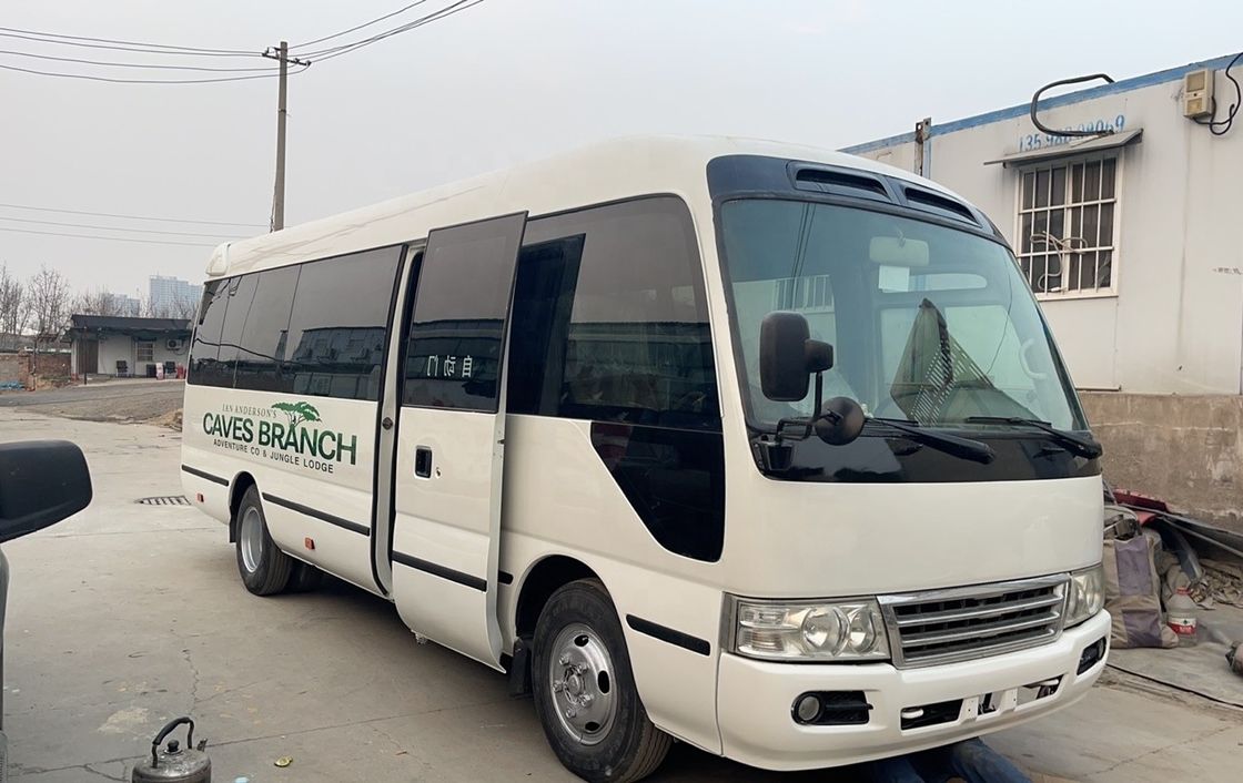 30 мест В хорошем состоянии Подержанный дизельный Автобусы Toyota Coaster Моторная емкость 6-8L Дизельный
