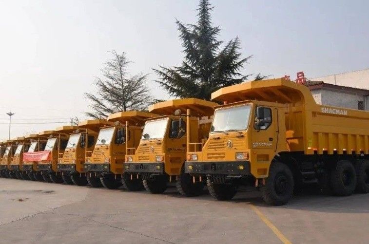 Вторая рука Shacman Liugong горный буксир 6x4 с FAST коробкой передач высокий крутящий момент