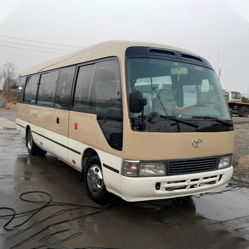 Малый пассажирский автобус с кондиционером Хорошо ухоженный Toyota Coaster 19-30 мест