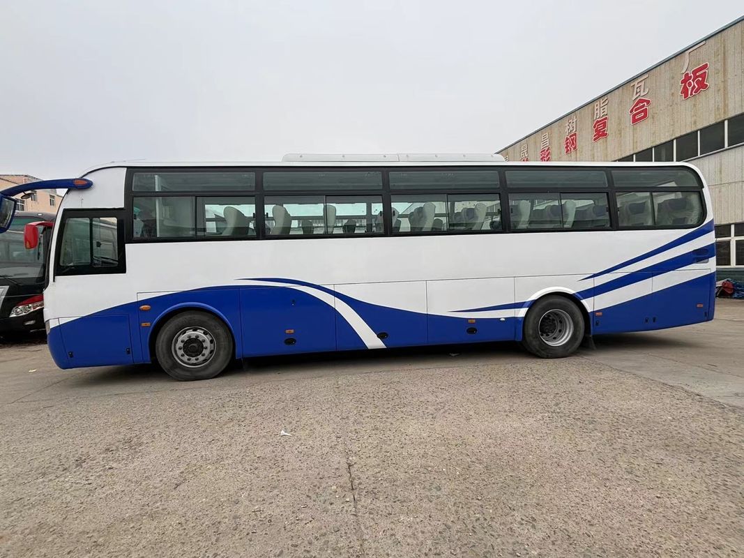 50-56 мест Использованный роскошный автобус городской автобус Евро 3 Стандарт выбросов Тип привода LHD