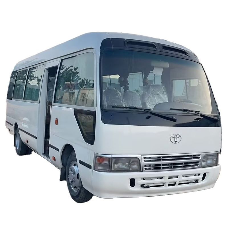 Автобус Toyota Coaster на 30 мест в отличном состоянии с дизельным двигателем объемом 6-8 л.